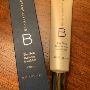 Beautycounter Skin Tint-new with box